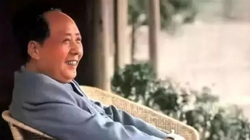 紀念毛澤東同志誕辰126周年！致敬一代偉人！